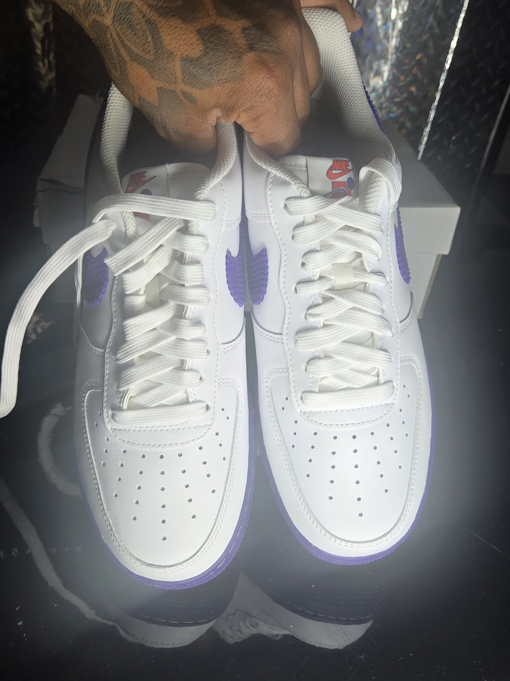Nike Air Force 1 '07 LV8 EMB White Court Purple DB0264-100 Low Top size 9.5 - Picture 2 of 10